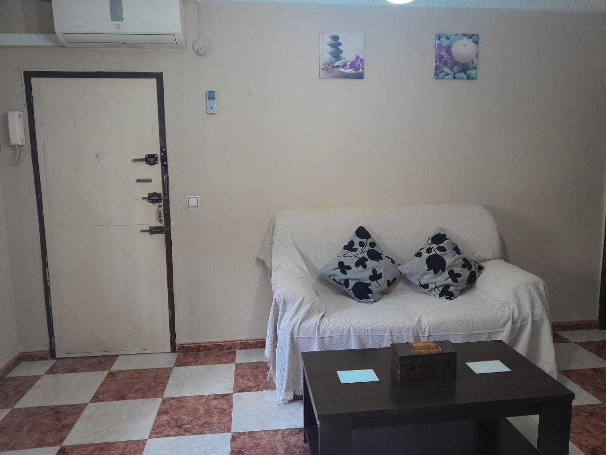 Ferienwohnung Disfruta De Un Barrio Tranquilo Alcalá de Guadaira Exterior foto