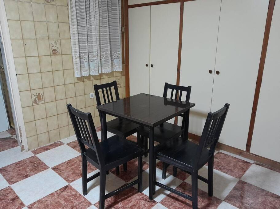 Ferienwohnung Disfruta De Un Barrio Tranquilo Alcalá de Guadaira Exterior foto